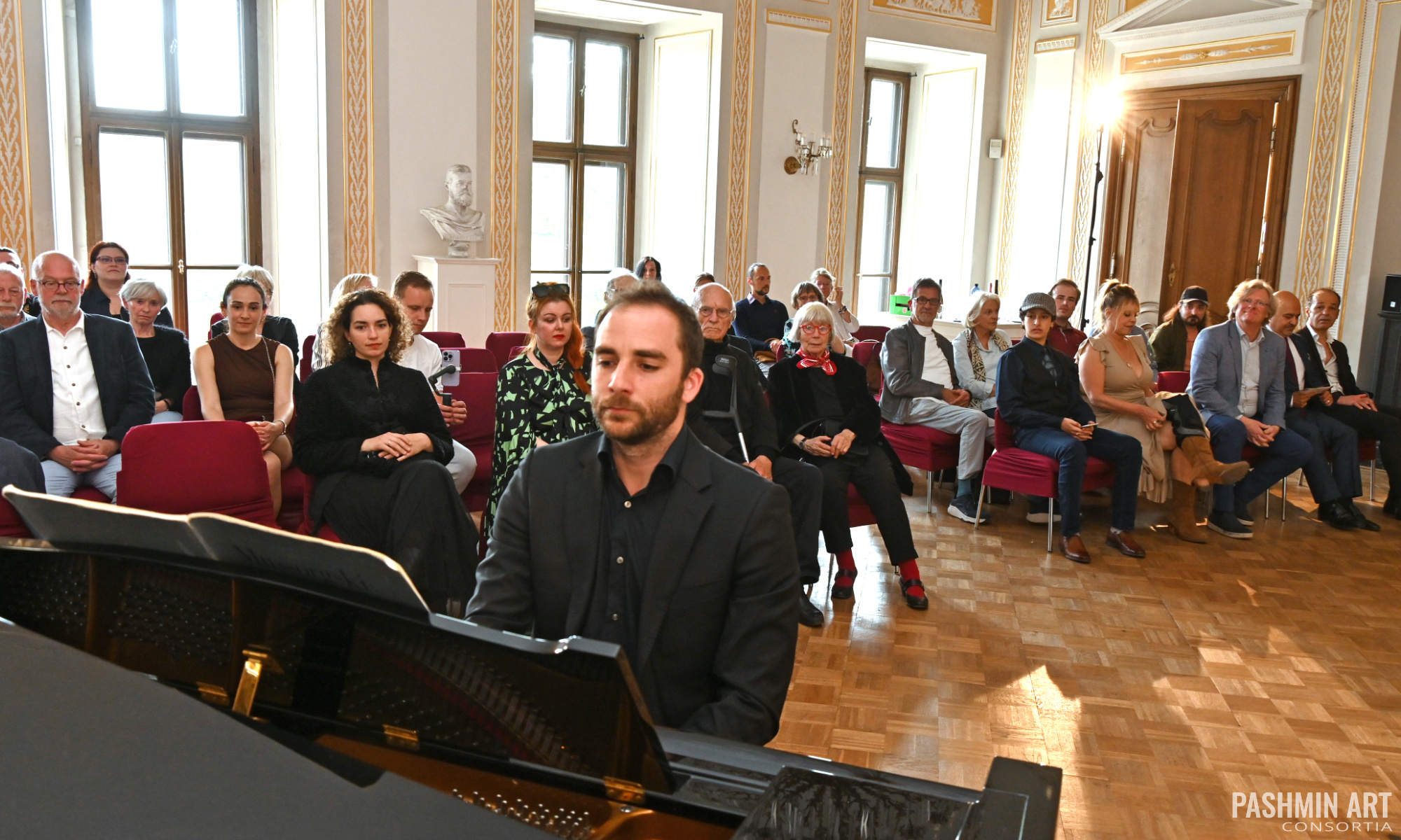 Vorlage-Ausstellungsbearbeitung